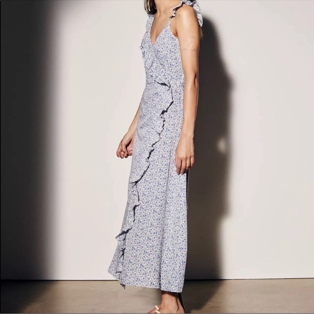 Madewell Ruffled Wrap Maxi Dress in Americana Floral 
Size 6
